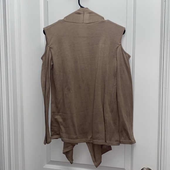 Rags and couture long sleeve open shoulder open tan cardigan size medium - Picture 8 of 8